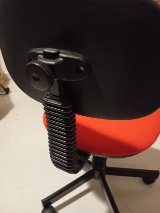 Silla de escritorio infantil roja