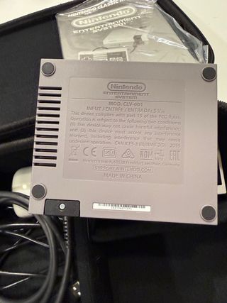 Nintendo NES Classic Mini - Gris