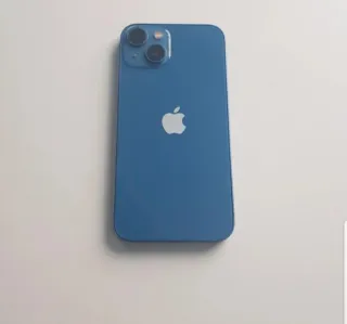 iPhone 13 Azul entre 84-90% Batería
