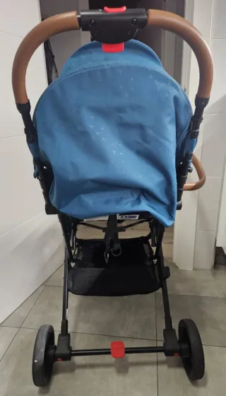 Silla de paseo azul