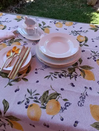 Mantel hecho por modista