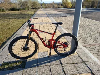 Bicicleta Montaña Roja Giant Anthem