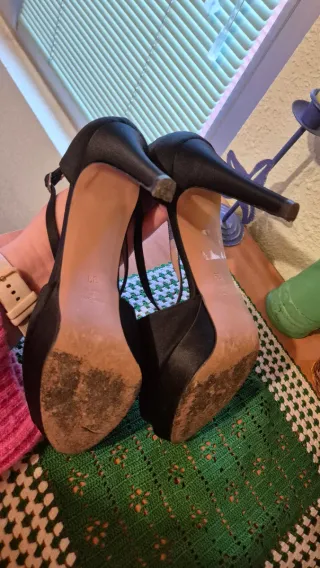 Salones Gloria Ortiz Negros Talla 39