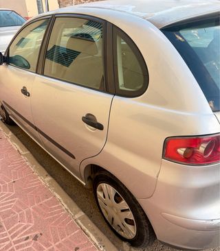 SEAT Ibiza 2004
