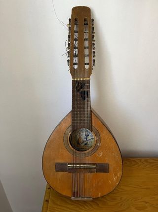 Bandurria de 12 cuerdas
