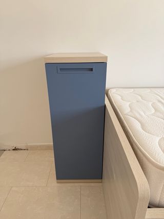 Conjunto Cama Nido con escritorio y Estanterías