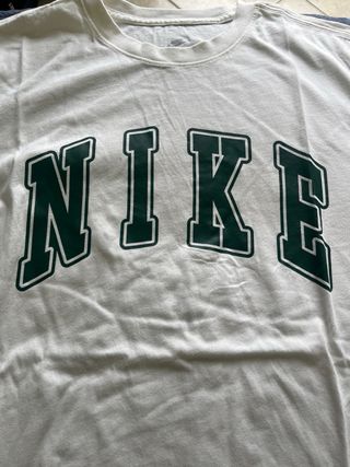 Maglietta Nike bianca con logo
