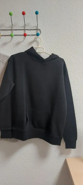 Lote 2 sudaderas: negra y gris