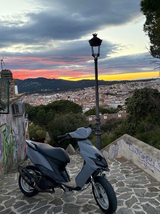 Yamaha Jog RR Gris