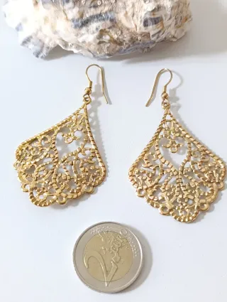 Pendientes dorados filigrana boho árabe