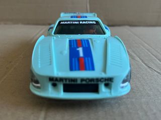 Scalextric Porsche 935 Azul