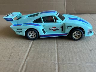 Scalextric Porsche 935 Azul