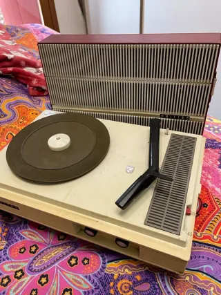 GiradischiAmplificatorePhilips