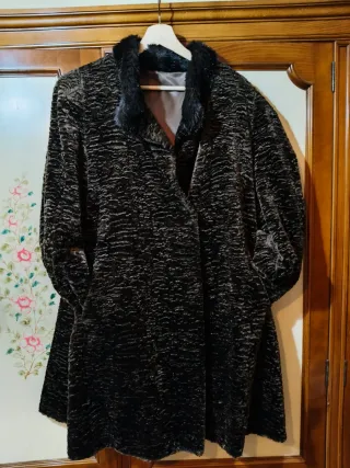 Abrigo imitación Astracán Negro/Marrón