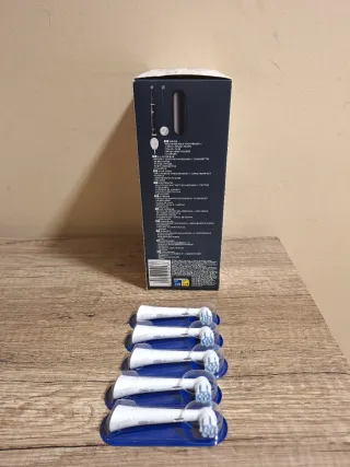 Oral-B iO6 Cepillo Eléctrico + 5 Cabezales