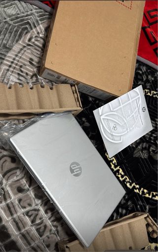 HP Laptop 15-fd0375ns Intel i3 SSD 512GB