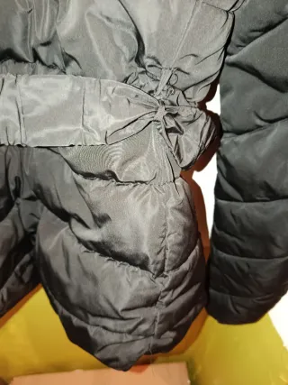 Abrigo acolchado mujer negro