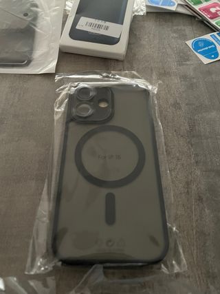iPhone 16: Fundas y protectores pantalla NUEVOS