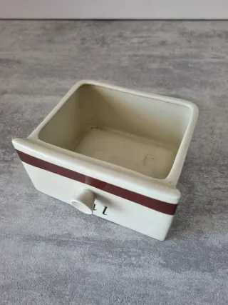 Cajón salero in ceramica