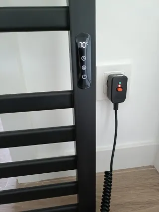 Radiador toallero eléctrico Negro 100x50cm