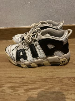 Nike Air More Uptempo Bianche e Nere