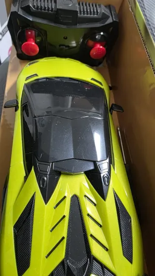 Coche a escala Lamborghini Aventador SVJ Roadster