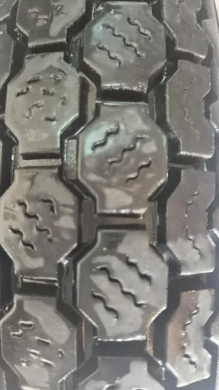 Neumático Continental 3.50-10 59J Tubeless Blanco