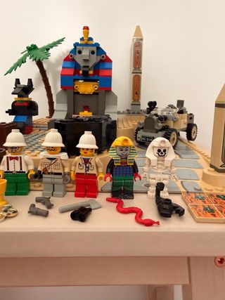 LEGO Adventurers 5978 Sphinx Secret Surprise 1998