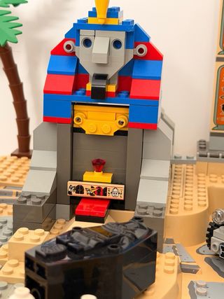 LEGO Adventurers 5978 Sphinx Secret Surprise 1998