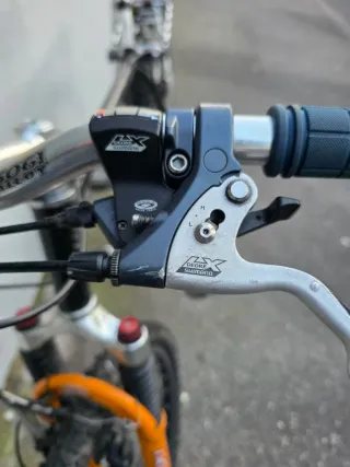 MARIN MTB 90s - Gama Alta - Manitou XT - Alu 6061