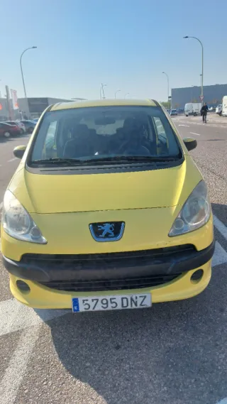 Peugeot 1007 2005