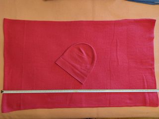 Bufanda fucsia oversize ligera con gorro