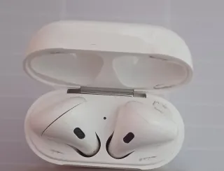 Airpods 2da Gen con Estuche de Carga negociable