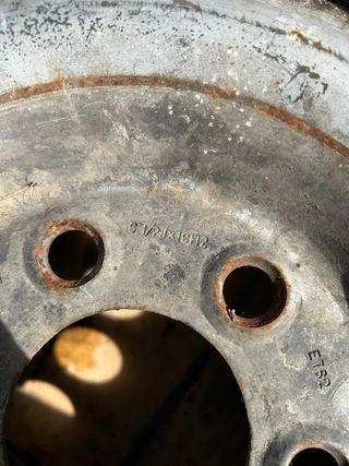 Llanta de mercedes Sprinter