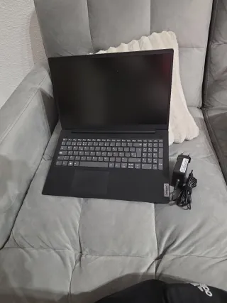 Lenovo V15 G2 Portátil Negro/Gris