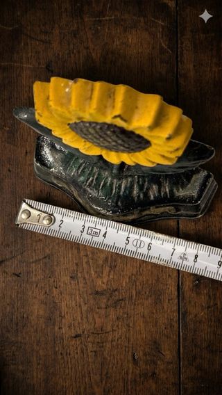 Tope de puerta vintage girasol hierro