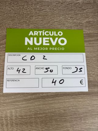 Mesita de noche blanca y madera