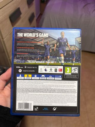 Lote 2 Juegos PS4: FIFA 23 y FC 24