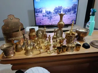 Colección antigua de bronce y latón no vale 13€