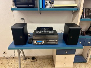 Equipo Pioneer DJ + Mesa + altavoces