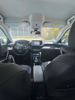 Peugeot 2008 2021