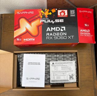 Tarjeta Gráfica Sapphire RX 9060 XT 16GB