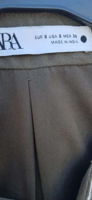 Chaleco Zara Bordado