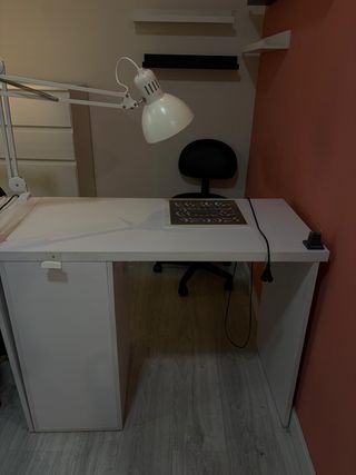 Tavolo per manicure con aspiratore Ulka premium