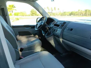 Volkswagen Transporter T5 2012