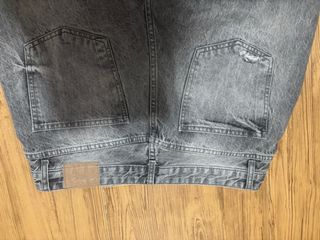 Vaqueros grises talla 42, precio negociable