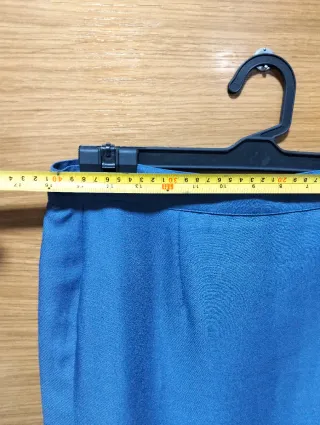 Conjunto chaqueta y falda azul