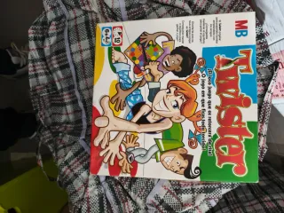 Juego Twister MB