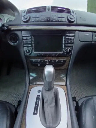 Mercedes-Benz Clase E 2004