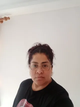 Señora busca empleo en Gandía